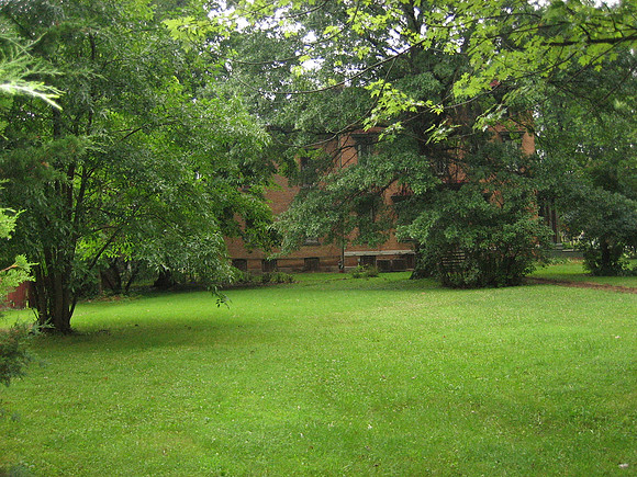 2009 view of home.